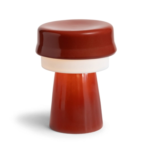 Lampka biurkowa LED — zdjęcie przed obróbką AI